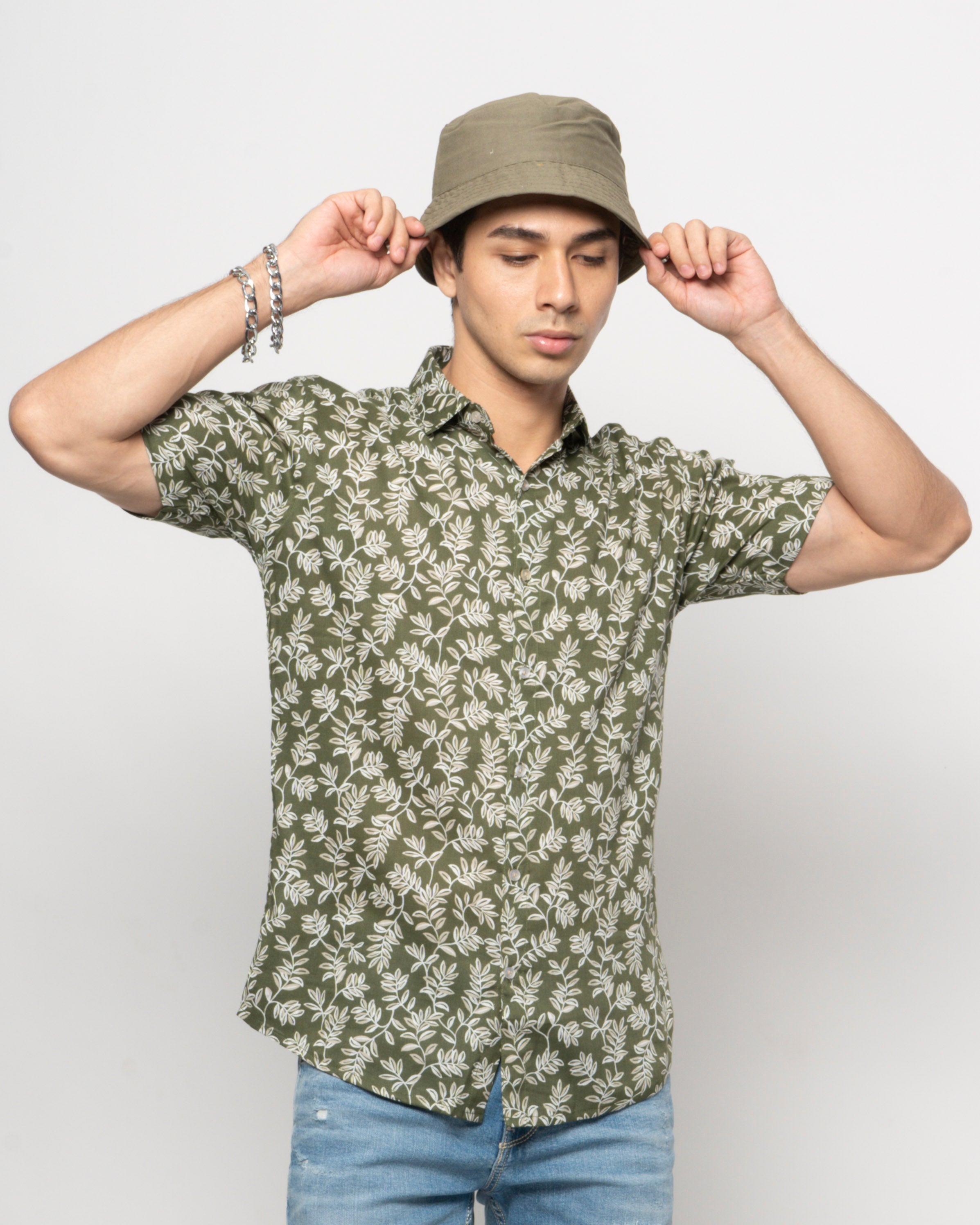 Green Minimal Leaves Rayon Printed Half Sleeve Shirt